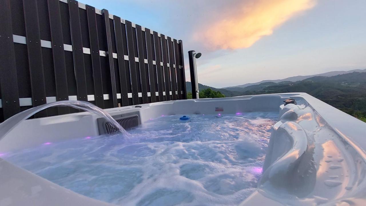 Tanja S Holiday Home In Nature With Sauna And Hot Tub Gorica pri Slivnici ภายนอก รูปภาพ
