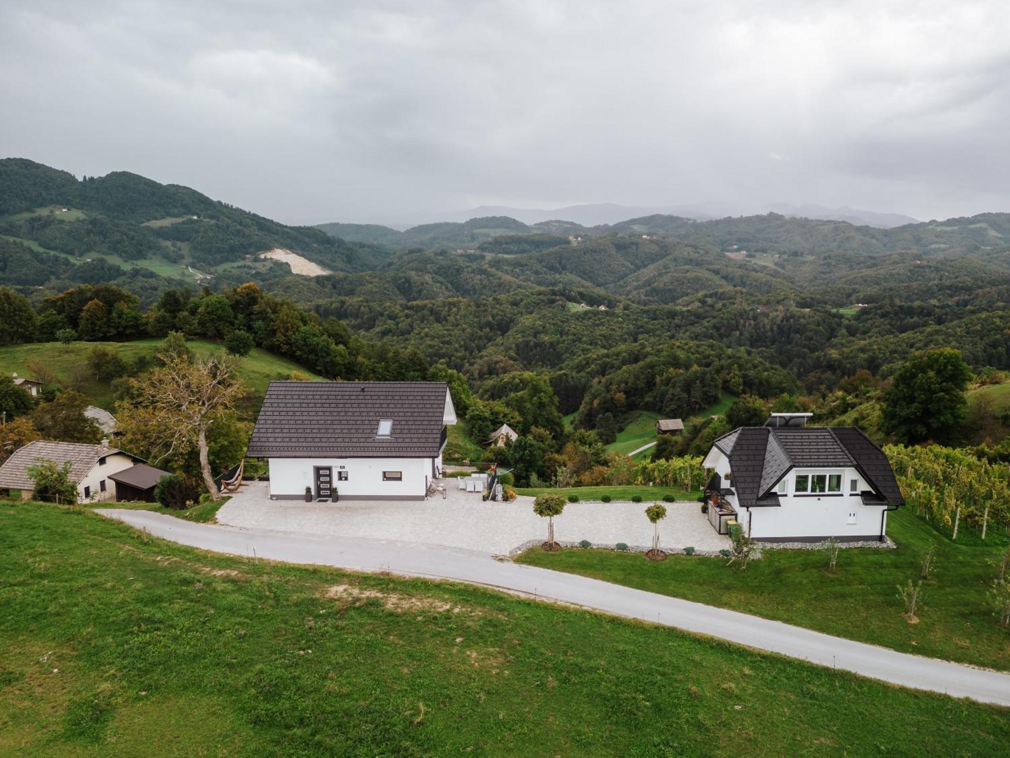 Tanja S Holiday Home In Nature With Sauna And Hot Tub Gorica pri Slivnici ภายนอก รูปภาพ